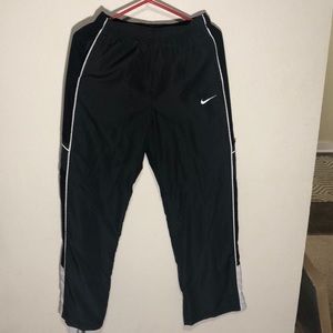 Nike lined windpants
